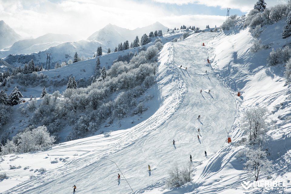 Brides-les-Bains: het skidorp in Savoie, poort naar het grootste skigebied ter wereld