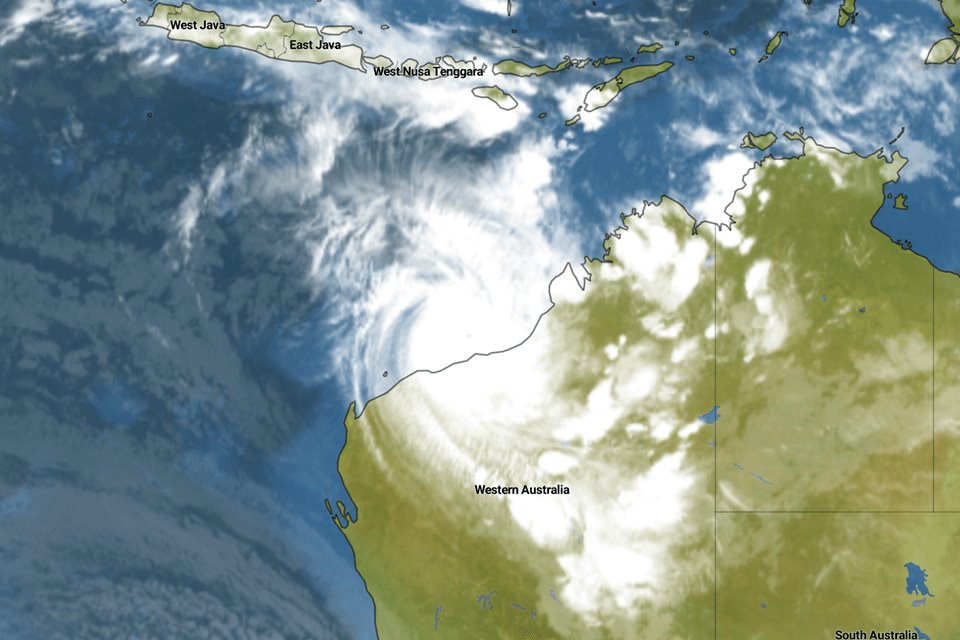 Cycloon Ilsa als categorie 4 of 5 aan land in Australië 