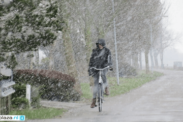 Mogelijk drukker op de weg door sneeuw