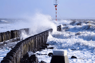 Zuiden zware tot zeer zware windstoten