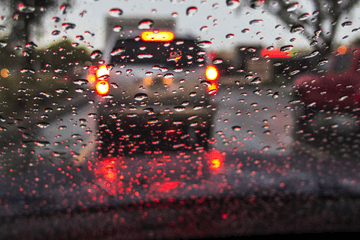 Wind en regen tijdens de avondspits