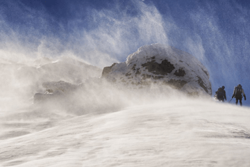 Wintersport: Maandag orkaankracht in de bergen