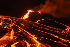 Vulkaan in IJsland nog steeds actief